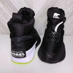 SOREL' Womens Out N About lll Puffy Zip Waterproof Insulated Boots Sz: US 6 Blk